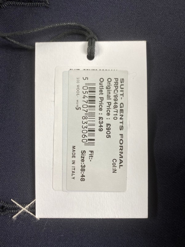 Lot 53  
            Nottingham Prem - Delivery Only 

                
PAUL SMITH MENS BUTTON JACKET.SIZE 38/48 MADE FROM 100% WOOL - Image 4