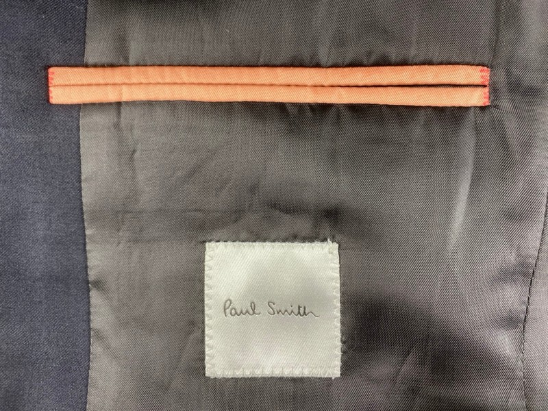 Lot 57  
            Nottingham Prem - Delivery Only 

                
PAUL SMITH MENS BUTTON JACKET.SIZE 40 - Image 2