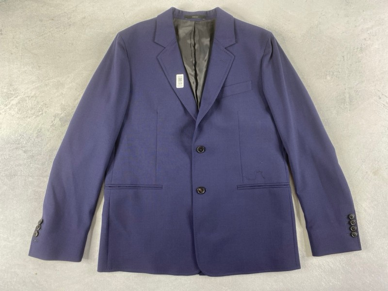 Lot 59  
            Nottingham Prem - Delivery Only 

                
PAUL SMITH MENS BUTTON JACKET.SIZE 38/32 MADE FROM 100% WOOL