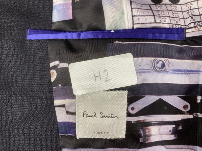 Lot 64  
            Nottingham Prem - Delivery Only 

                
PAUL SMITH MENS BUTTON JACKET.SIZE 38R/48R MADE FROM 100% WOOL - Image 2