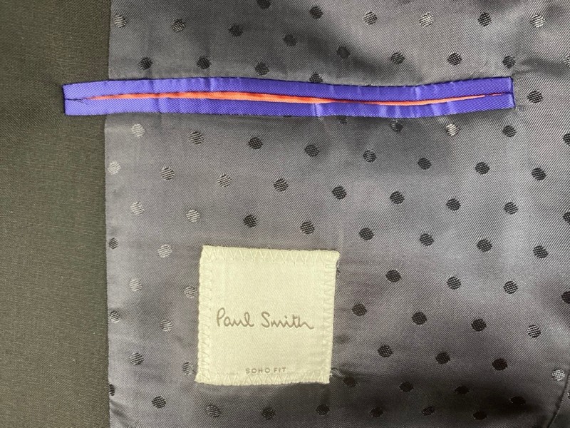 Lot 65  
            Nottingham Prem - Delivery Only 

                
PAUL SMITH MENS BUTTON JACKET.SIZE 38 - Image 2