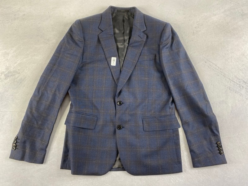Lot 6  
            Nottingham Prem - Delivery Only 

                
PAUL SMITH MENS BUTTON JACKET.SIZE 40/6R MADE FROM 100% WOOL