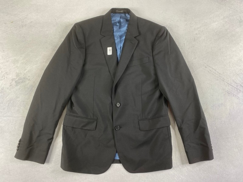 Lot 75  
            Nottingham Prem - Delivery Only 

                
PAUL SMITH MENS BUTTON JACKET.SIZE 40R/50