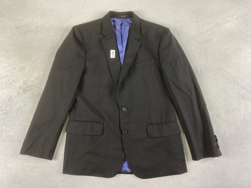 Lot 76  
            Nottingham Prem - Delivery Only 

                
PAUL SMITH MENS BUTTON JACKET.SIZE R40 MADE FROM 100% WOOL