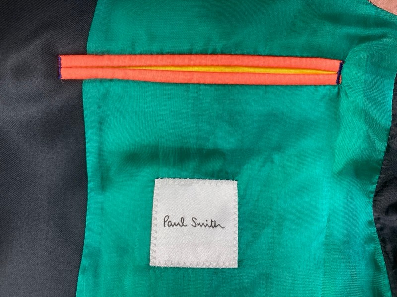 Lot 78  
            Nottingham Prem - Delivery Only 

                
PAUL SMITH MENS BUTTON JACKET.SIZE 40 MADE FROM 100% WOOL - Image 2