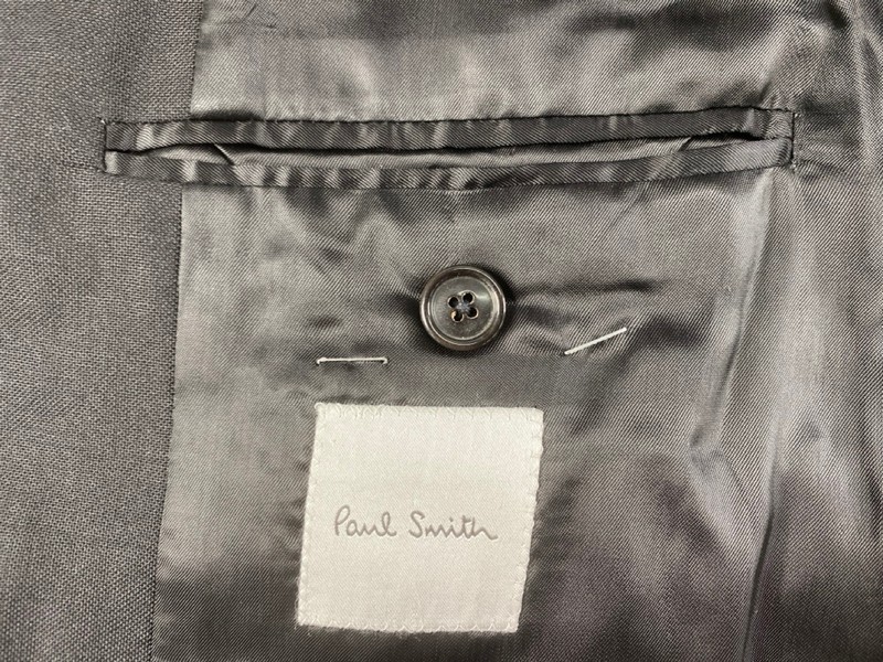 Lot 82  
            Nottingham Prem - Delivery Only 

                
PAUL SMITH MENS BUTTON JACKET.SIZE 38R/48R MADE FROM 100% WOOL - Image 2