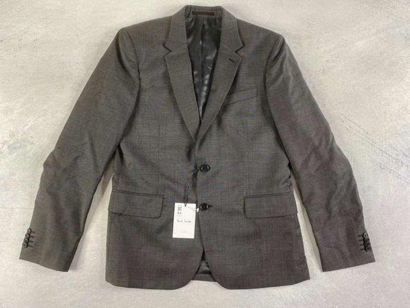 Lot 84  
            Nottingham Prem - Delivery Only 

                
PAUL SMITH MENS BUTTON JACKET.SIZE 40 MADE FROM 100% WOOL