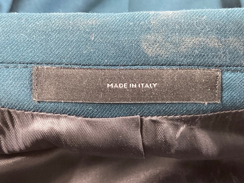 Lot 92  
            Nottingham Prem - Delivery Only 

                
PAUL SMITH MENS BUTTON JACKET.SIZE 36/46 MADE FROM 100% WOOL - Image 3