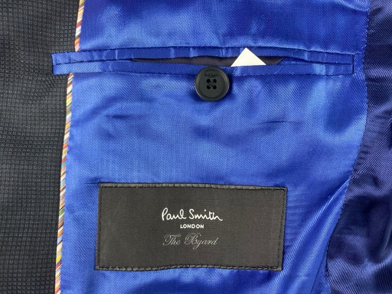 Lot 94  
            Nottingham Prem - Delivery Only 

                
PAUL SMITH MENS BUTTON JACKET.SIZE 36/46 - Image 2