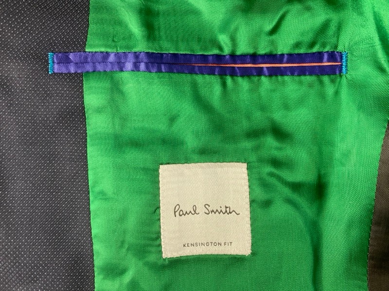 Lot 98  
            Nottingham Prem - Delivery Only 

                
PAUL SMITH MENS BUTTON JACKET.SIZE 36/6R - Image 2