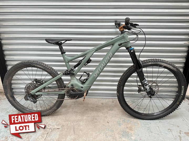 Lot 5  
            Nottingham Luxury Room - Collection Only 

                
Specialized Turbo Levo 3 Comp Alloy Electric Bike - Size S6, With Burgtec Ridewid...