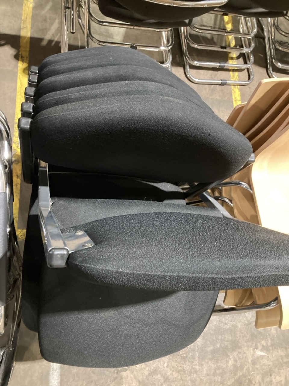 Lot 108  
            Birmingham - Collection Only 

                
6 X BLACK OFFICE CHAIRS