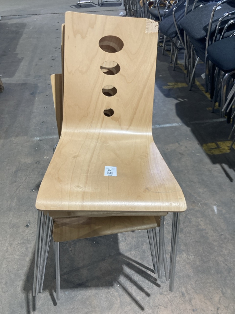 Lot 109  
            Birmingham - Collection Only 

                
5 X WOODEN CHAIRS