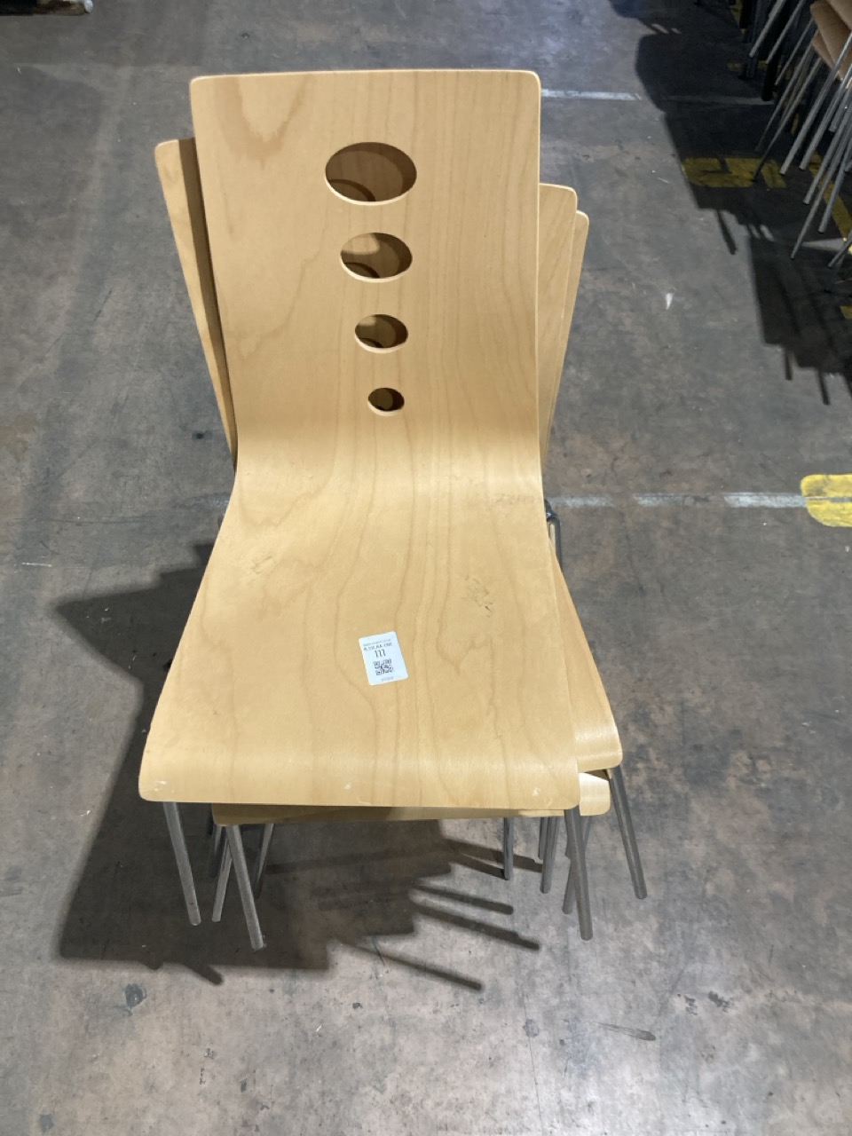 Lot 111  
            Birmingham - Collection Only 

                
6 X WOODEN CHAIRS