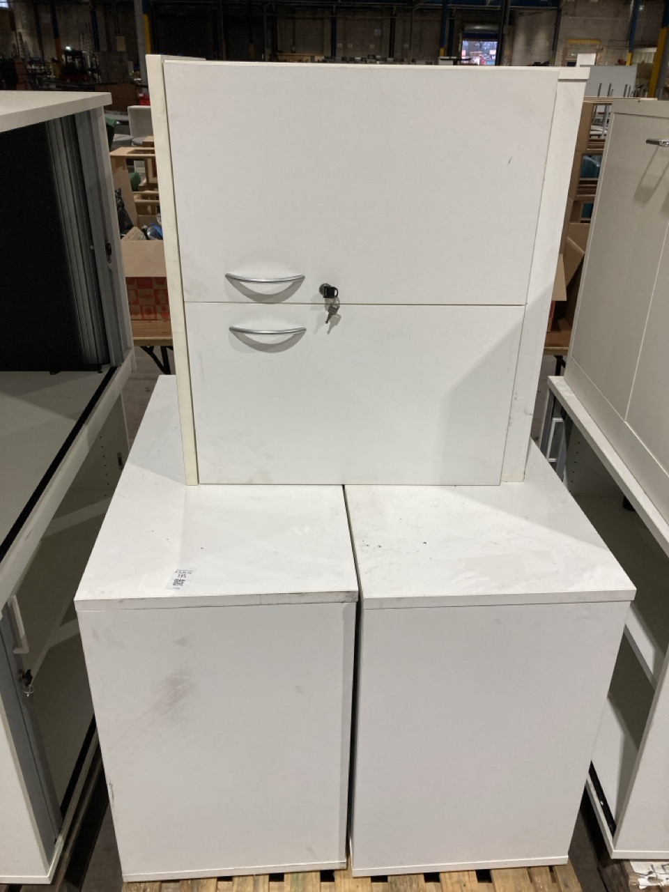 Lot 135  
            Birmingham - Collection Only 

                
ASSORTMENT OF CABINETS