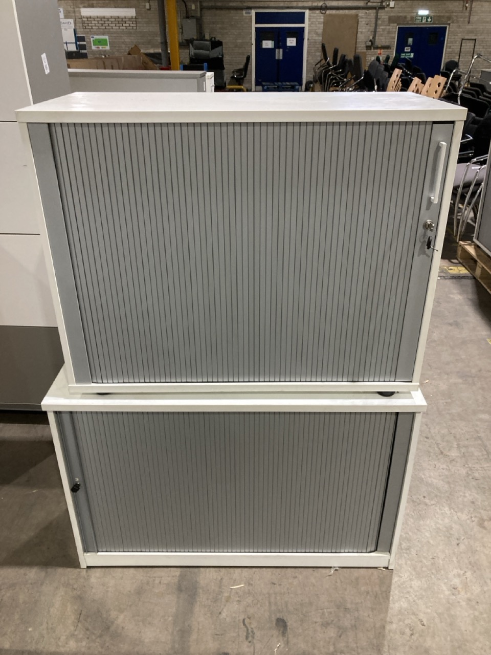 Lot 140  
            Birmingham - Collection Only 

                
2 X STORAGE CABINETS