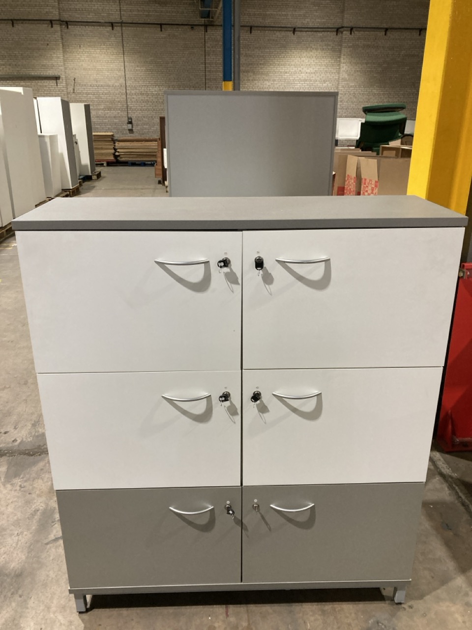 Lot 145  
            Birmingham - Collection Only 

                
LOCKABLE STORAGE UNIT