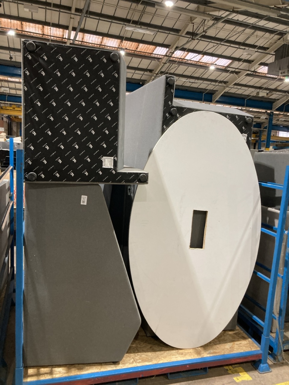 Lot 153  
            Birmingham - Collection Only 

                
ASSORTMENT OF FURNITURE