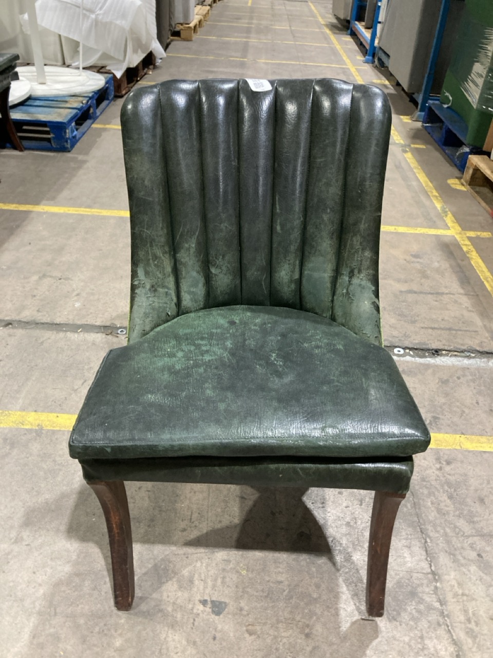 Lot 184  
            Birmingham - Collection Only 

                
GREEN WINCHESTER LEATHER CHAIR (SIR HENRY TIM BIRKIN)