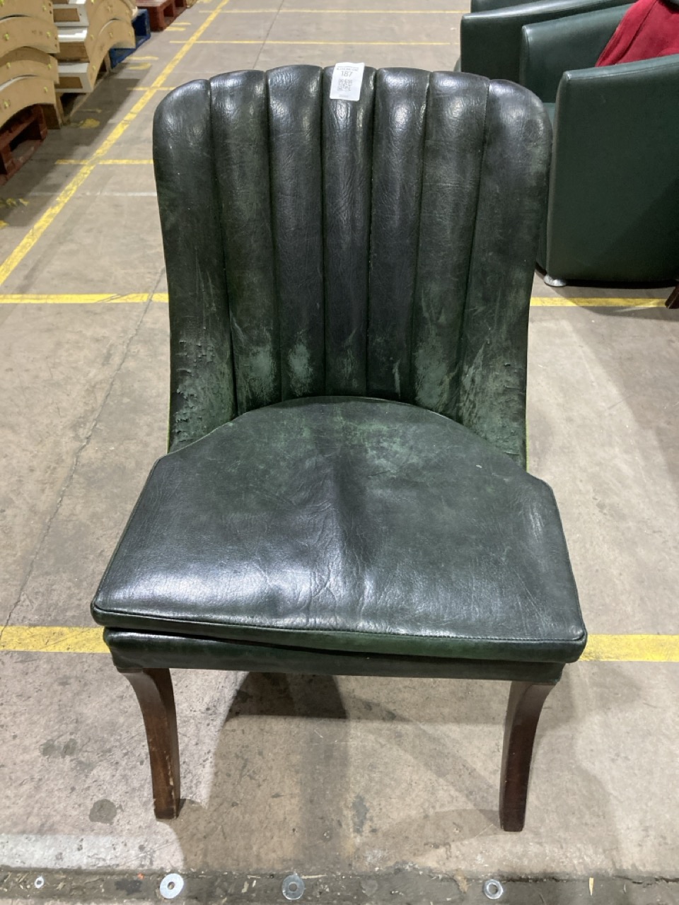 Lot 187  
            Birmingham - Collection Only 

                
GREEN WINCHESTER LEATHER CHAIR (GUY SMITH)