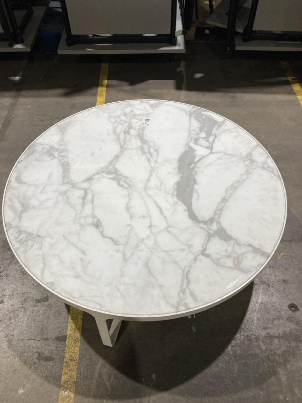 Lot 18  
            Birmingham - Collection Only 

                
MARBLE ROUND COFFE TABLE