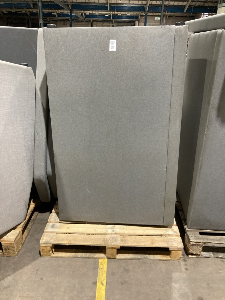 Lot 197  
            Birmingham - Collection Only 

                
ASSORTMENT OF FURNITURE