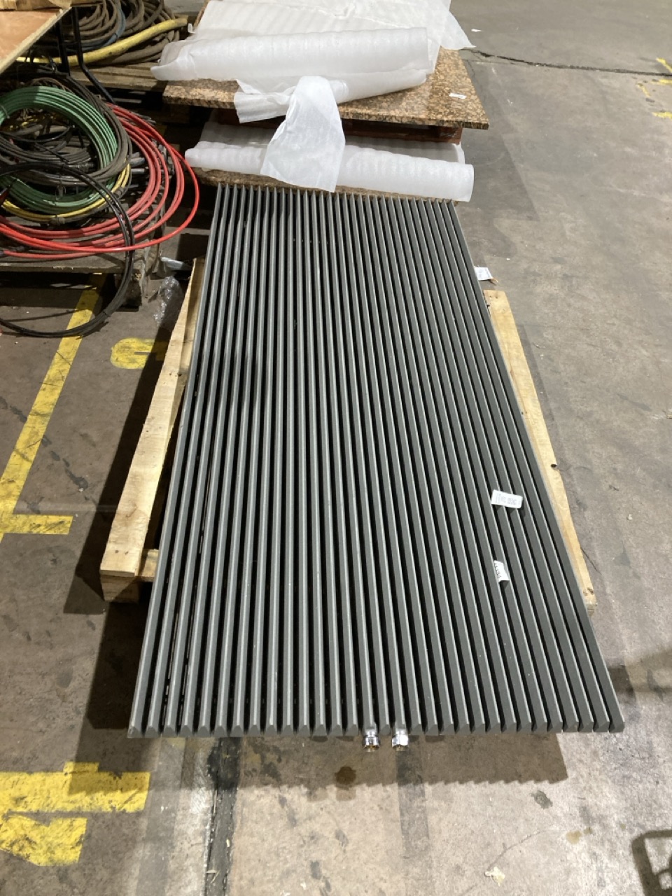 Lot 270  
            Birmingham - Collection Only 

                
GREY RADIATOR