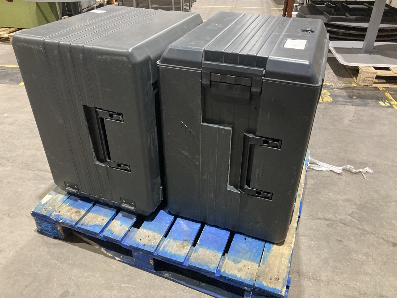 Lot 282  
            Birmingham - Collection Only 

                
2 X RIEBER THERMOPORT INSULATED FRONT LOADING FOOD CARRIER