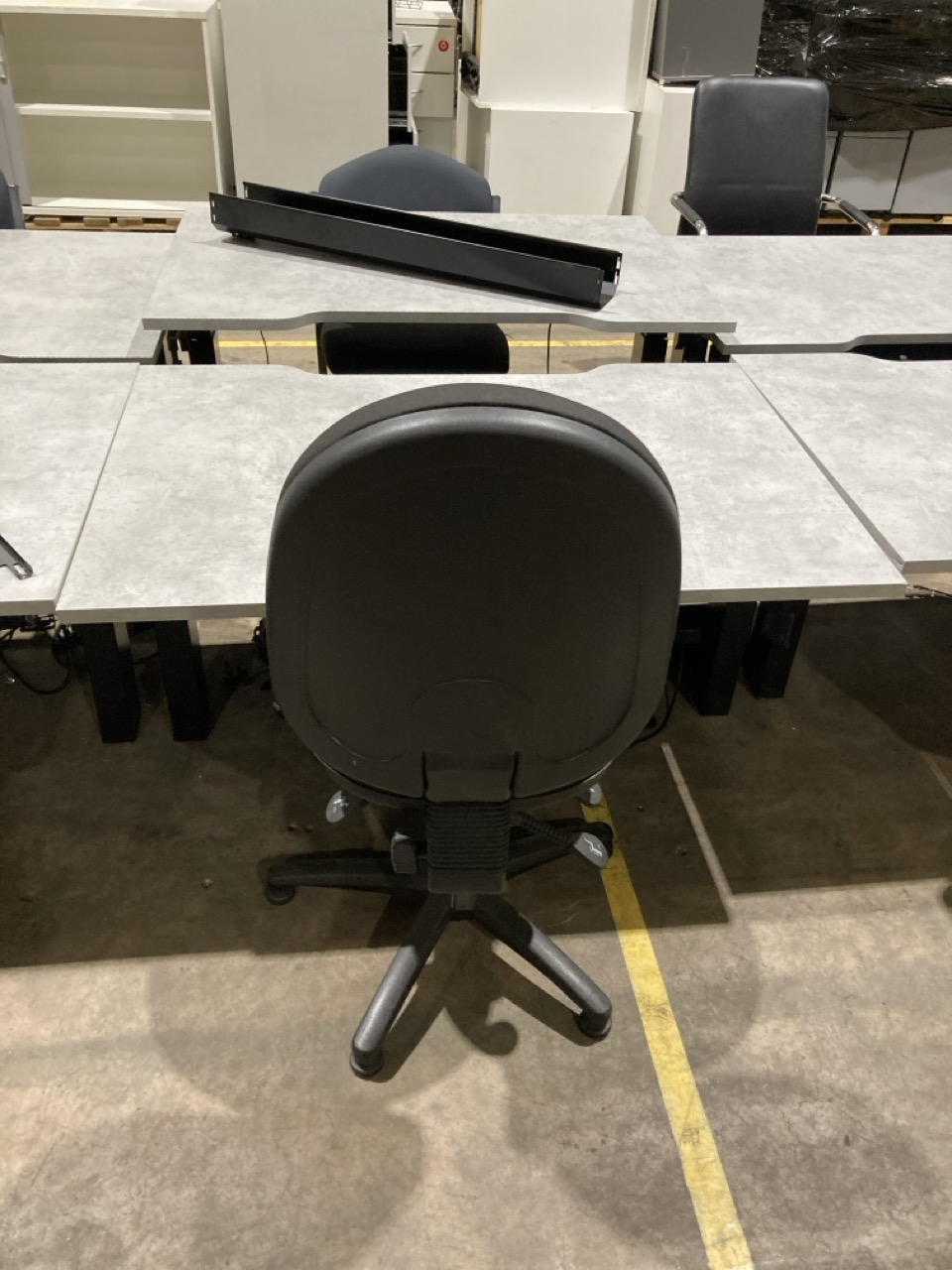 Lot 41  
            Birmingham - Collection Only 

                
HEIGHT ADJUSTABLE SIT STAND DESK IN GREY