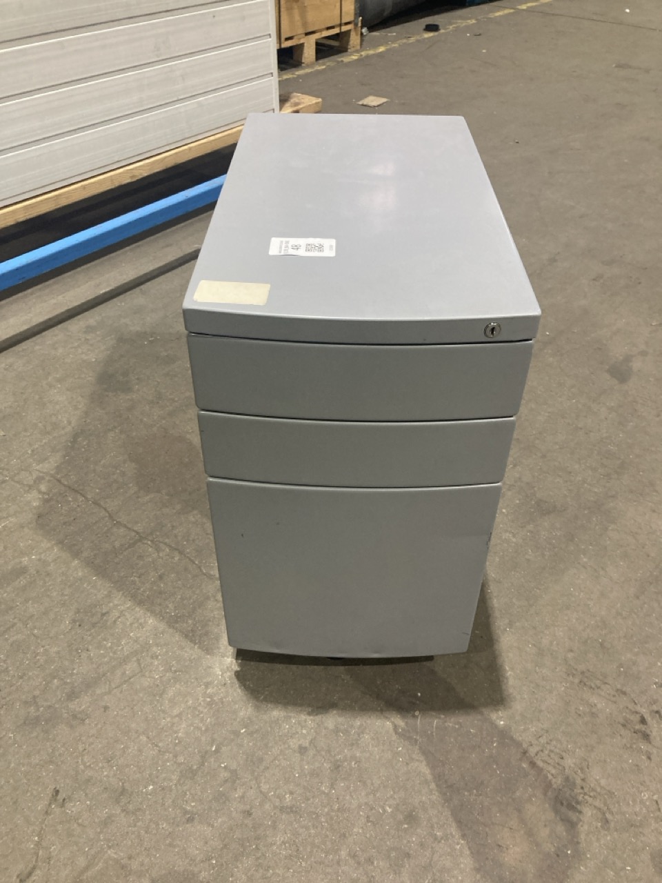Lot 48  
            Birmingham - Collection Only 

                
PALLET OF GREY METAL MOBILE OFFICE PEDESTAL WITH 3 DRAWERS