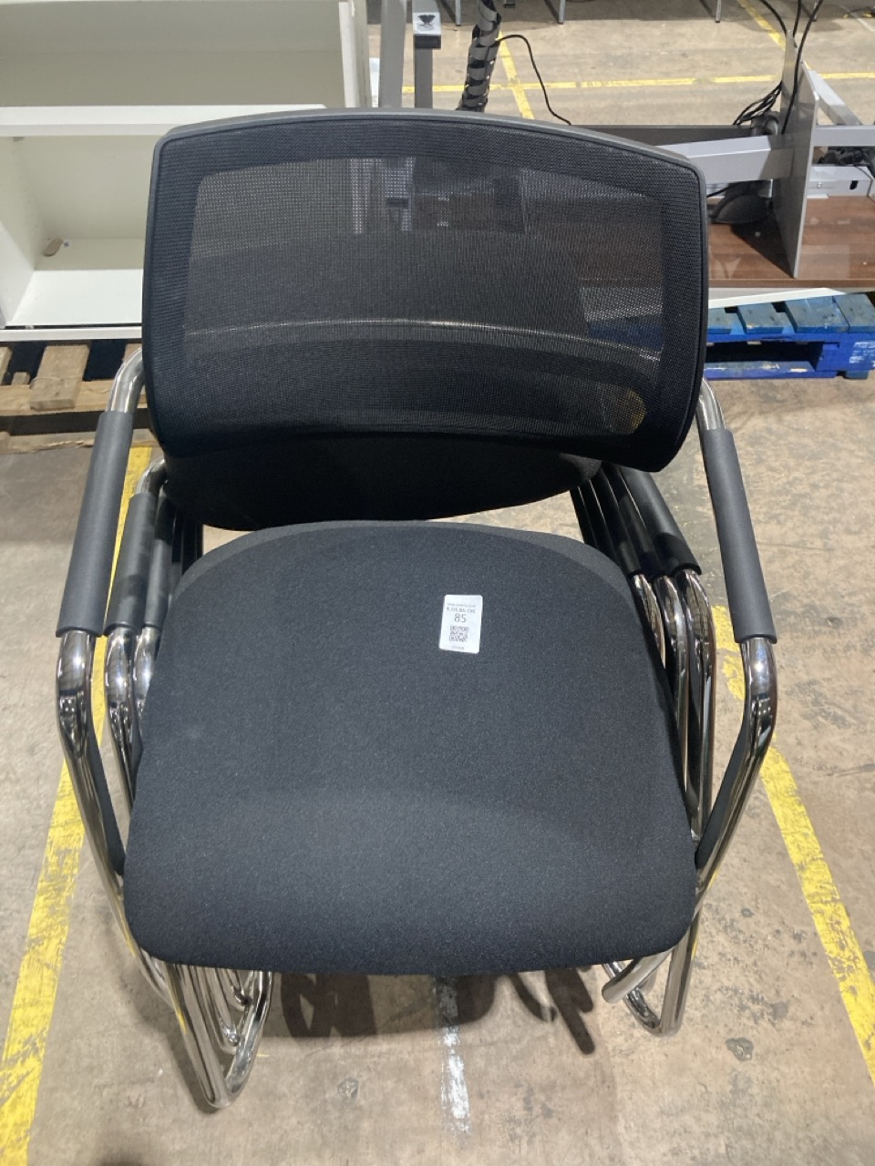 Lot 85  
            Birmingham - Collection Only 

                
6 X BLACK OFFICE CHAIRS