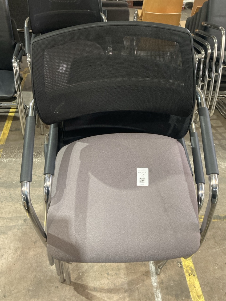 Lot 92  
            Birmingham - Collection Only 

                
5 X GREY OFFICE CHAIRS