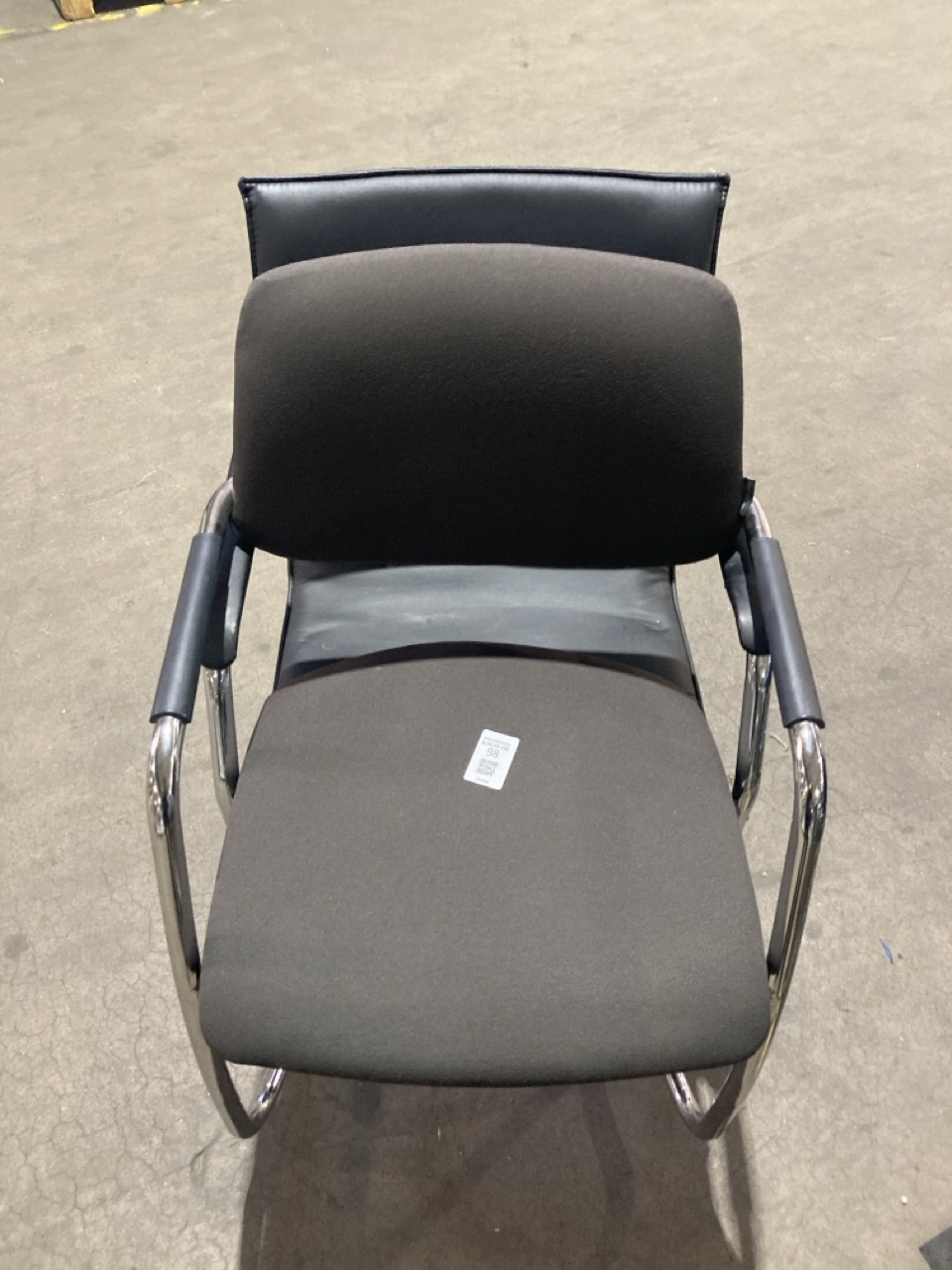 Lot 98  
            Birmingham - Collection Only 

                
ASSORTMENT OF OFFICE CHAIRS
