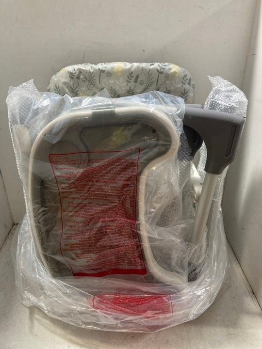 Lot 1078  
            Marchington SR15 - Parcel Delivery Only 

                
COSATTO NOODLE 0+ HIGHCHAIR IN BOBTAIL: LOCATION - BR4