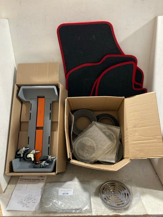 Lot 1097  
            Marchington SR15 - Parcel Delivery Only 

                
QTY OF ASSORTED ITEMS TO INCLUDE DURABIN 60L TROLLEY: LOCATION - BR5