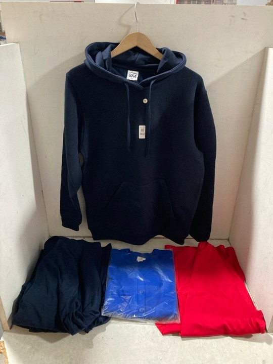 Lot 1102  
            Marchington SR15 - Parcel Delivery Only 

                
4 X ASSORTED MENS CLOTHES TO INCLUDE UNEEK UX4 HOODY IN NAVY - UK SIZE L: LOCATIO...