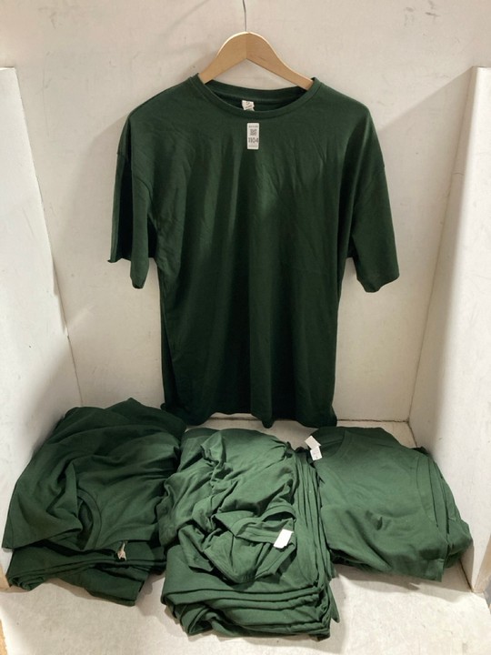 Lot 1104  
            Marchington SR15 - Parcel Delivery Only 

                
QTY OF UNEEK T SHIRTS IN KHAKI IN VARIOUS SIZES TO INCLUDE XL: LOCATION - BR5