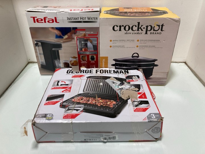 Lot 1183  
            Marchington SR15 - Parcel Delivery Only 

                
3 X ASSORTED APPLIANCES TO INCLUDE TEFAL INSTANT HOT WATER MACHINE IN BLACK: LOCA...