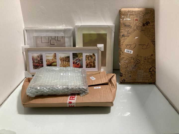 Lot 1204  
            Marchington SR15 - Parcel Delivery Only 

                
QTY OF ASSORTED ITEMS TO INCLUDE WALTHER DESIGN PICTURE FRAME 40 X 40CM: LOCATION...