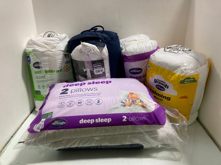 Lot 1206  
            Marchington SR15 - Parcel Delivery Only 

                
QTY OF ASSORTED BEDDING ITEMS TO INCLUDE SILENTNIGHT ANTI ALLERGY DUVET SINGLE SI...