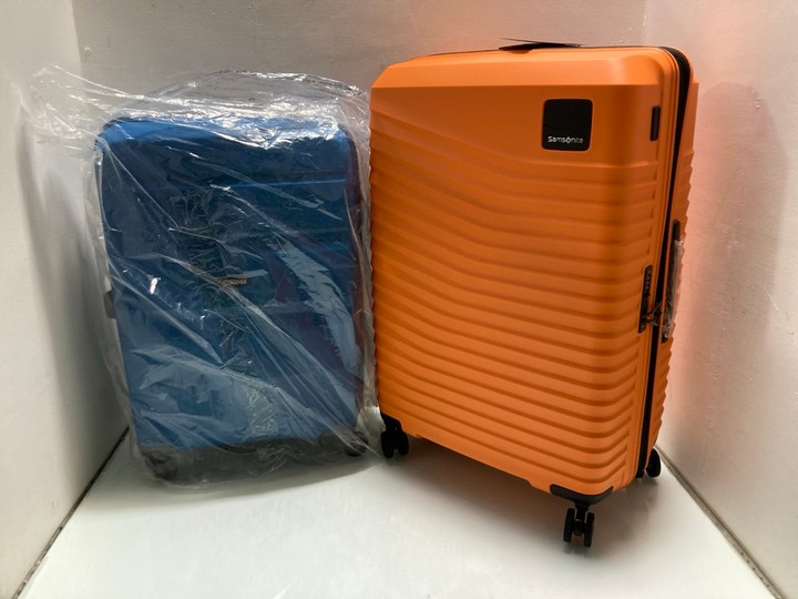 Lot 1225  
            Marchington SR15 - Parcel Delivery Only 

                
AMERICAN TOURISTER HARD SHELL SUITCASE IN BLUE TO INCLUDE SAMSONITE HARD SHELL SP...