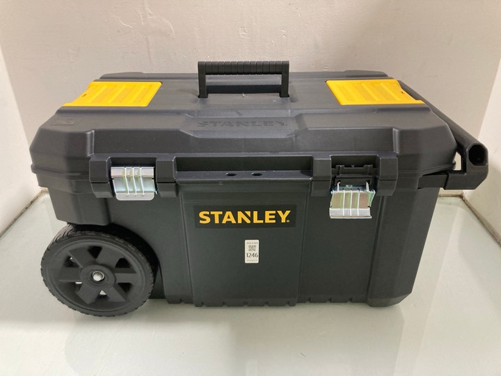 Lot 1246  
            Marchington SR15 - Parcel Delivery Only 

                
STANLEY ESSENTIAL PULL ALONG CHEST: LOCATION - BR14