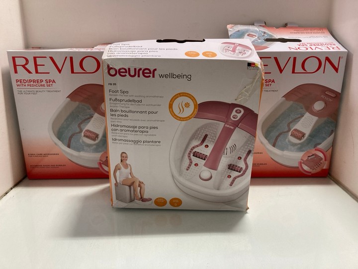 Lot 1286  
            Marchington SR15 - Parcel Delivery Only 

                
2 X REVLON PEDIPREP FOOT SPAS TO INCLUDE BREUER WELLBEING FOOT SPA: LOCATION - BR16