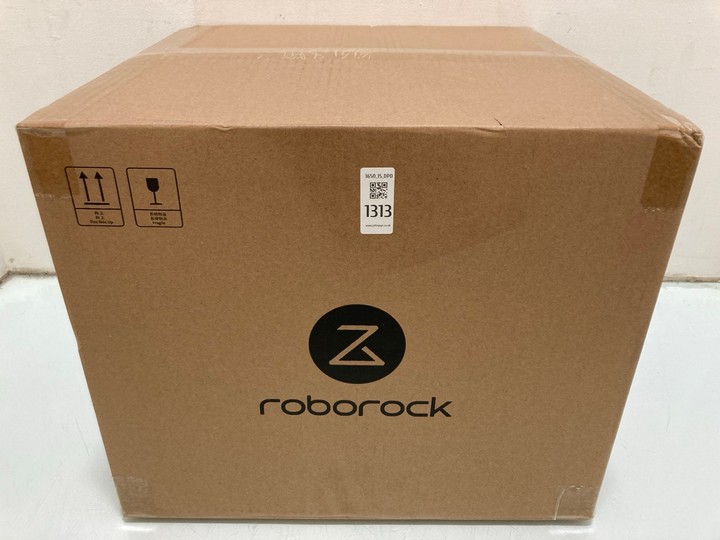 Lot 1313  
            Marchington SR15 - Parcel Delivery Only 

                
ROBOROCK Q10 S 5 ROBOT VACUUM CLEANER IN BLACK ORIGINAL RRP: £220: LOCATION - BR18