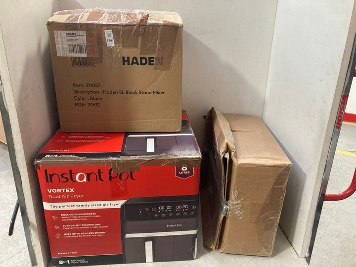 Lot 1347  
            Marchington SR15 - Parcel Delivery Only 

                
3 X ASSORTED APPLIANCES TO INCLUDE INSTANT POT VORTEX DUAL AIR FRYER: LOCATION - AR2