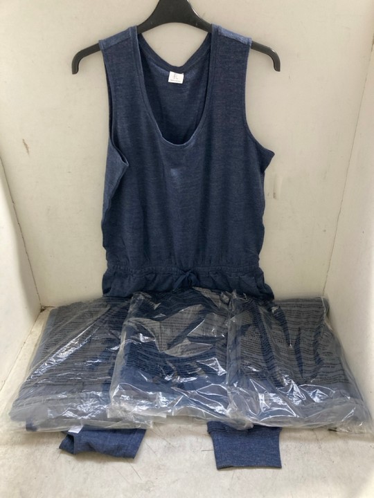 Lot 1417  
            Marchington SR15 - Parcel Delivery Only 

                
4 X SLEEVELESS LOUNGE JUMPSUITS IN NAVY - UK XS/L: LOCATION - AR6