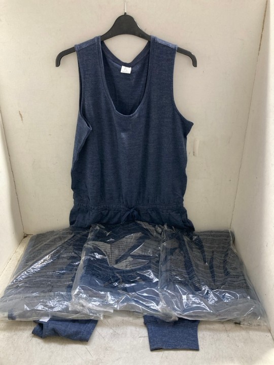 Lot 1430  
            Marchington SR15 - Parcel Delivery Only 

                
4 X SLEEVELESS LOUNGE JUMPSUITS IN NAVY - UK M: LOCATION - AR6