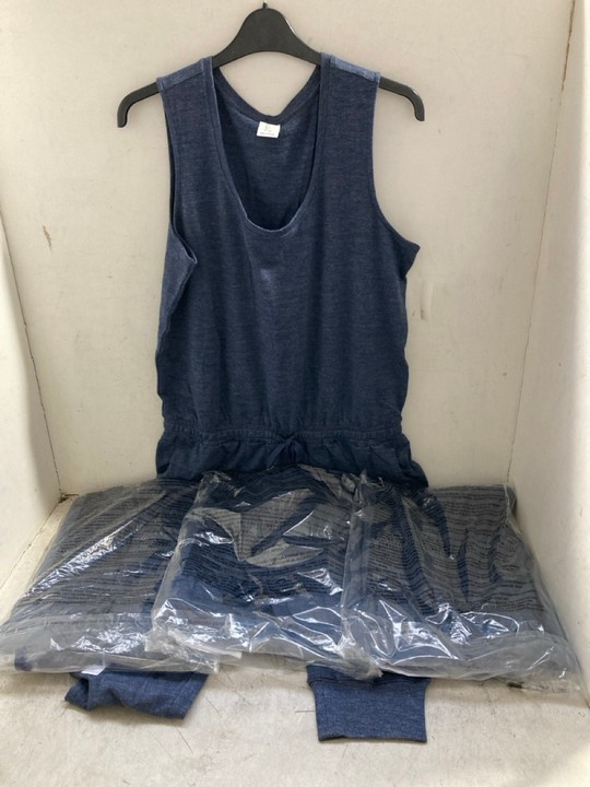 Lot 1431  
            Marchington SR15 - Parcel Delivery Only 

                
4 X SLEEVELESS LOUNGE JUMPSUITS IN NAVY - UK L: LOCATION - AR6