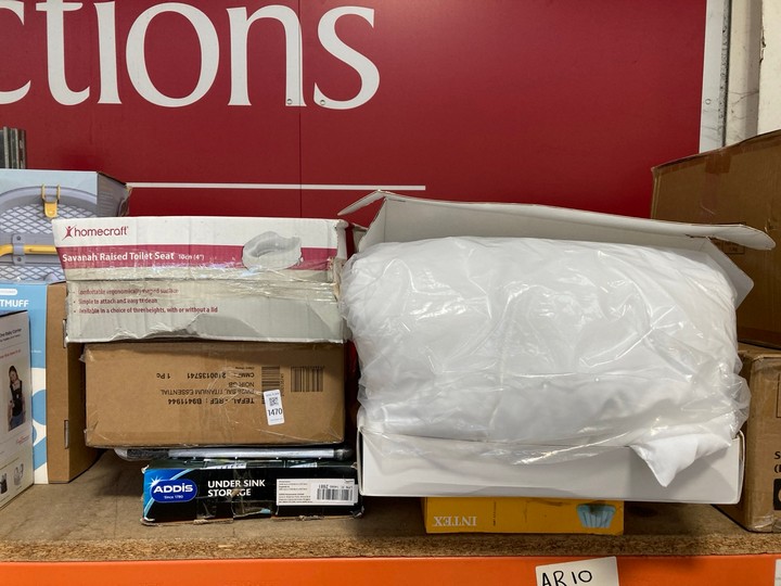 Lot 1470  
            Marchington SR15 - Parcel Delivery Only 

                
QTY OF ASSORTED ITEMS TO INCLUDE ADDIS UNDER SINK STORAGE: LOCATION - AR10