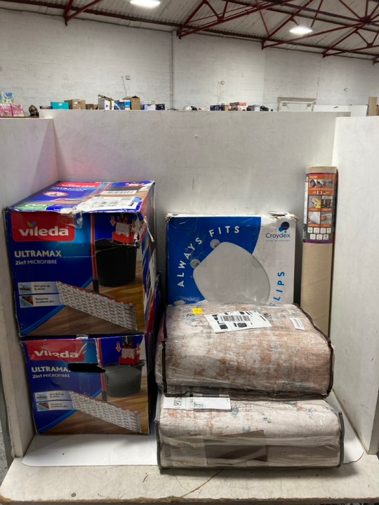 Lot 1498  
            Marchington SR15 - Parcel Delivery Only 

                
QTY OF ASSORTED ITEMS TO INCLUDE CROYDEX KIELDER TOILET SEAT: LOCATION - AR12